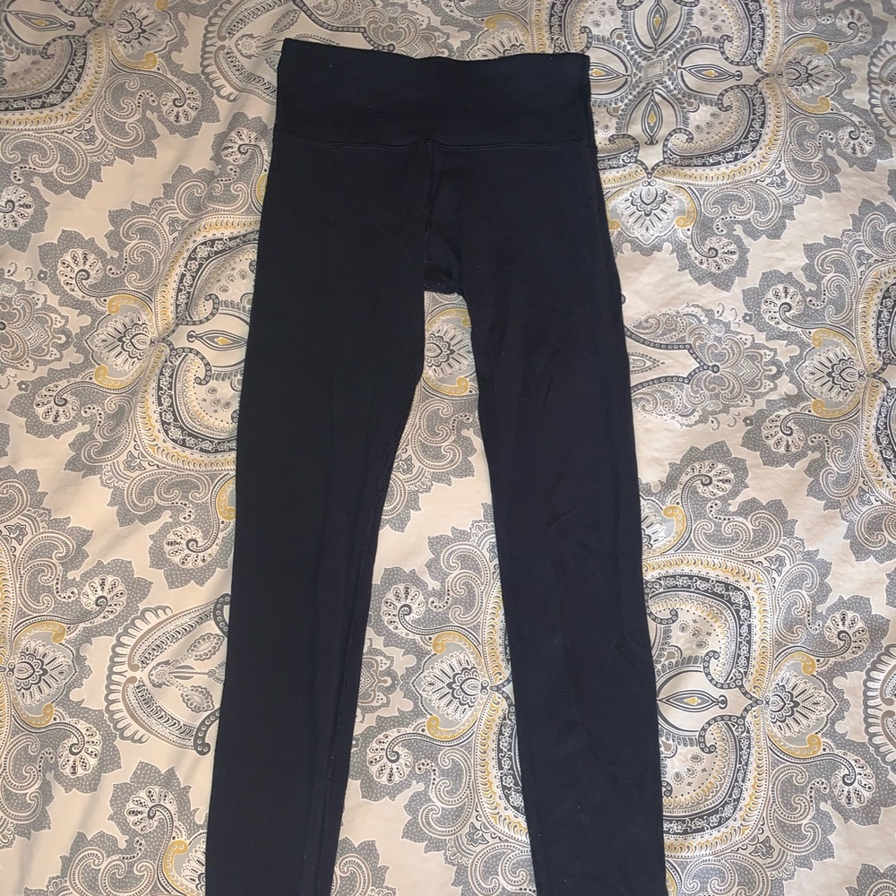 Black Lululemon leggings